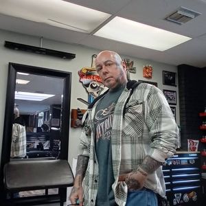 Meet your Posher, T.j.